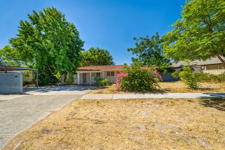 18 Gillon Street, Karawara WA 6152