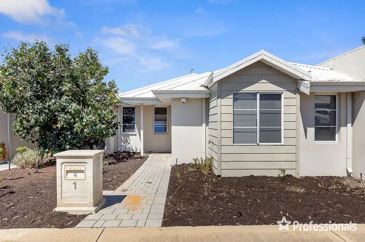 4/1 Desertpea Road, Beeliar WA 6164