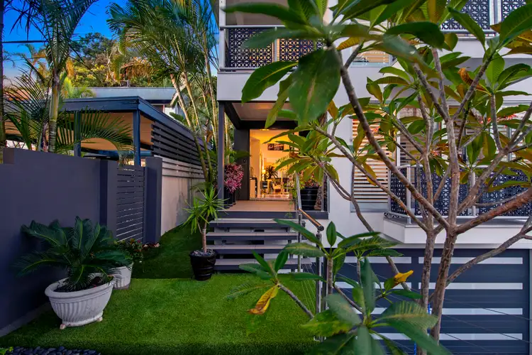 Sixth view of Homely villa listing, 1/5 Vespa Crescent, Surfers Paradise QLD 4217