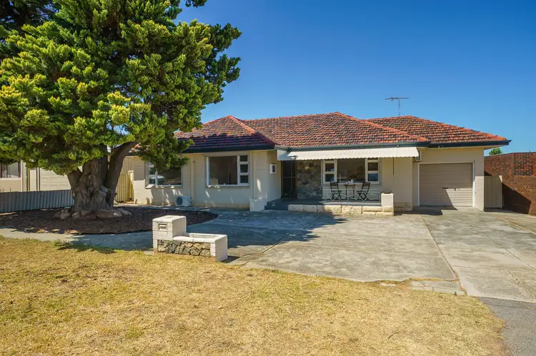 25 Bucat Street, Hamilton Hill WA 6163