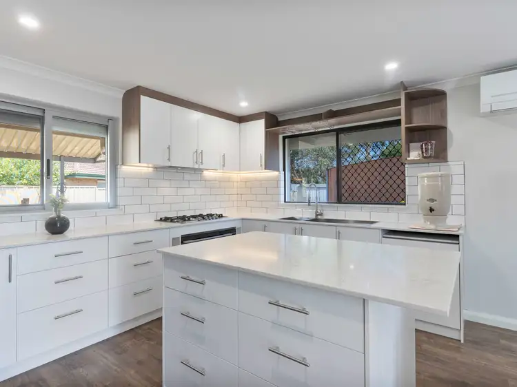 18 Giro Close, Middle Swan WA 6056