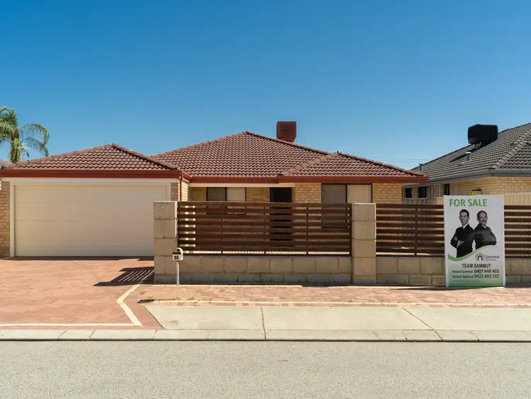 10 Parella Court, Bennett Springs WA 6063