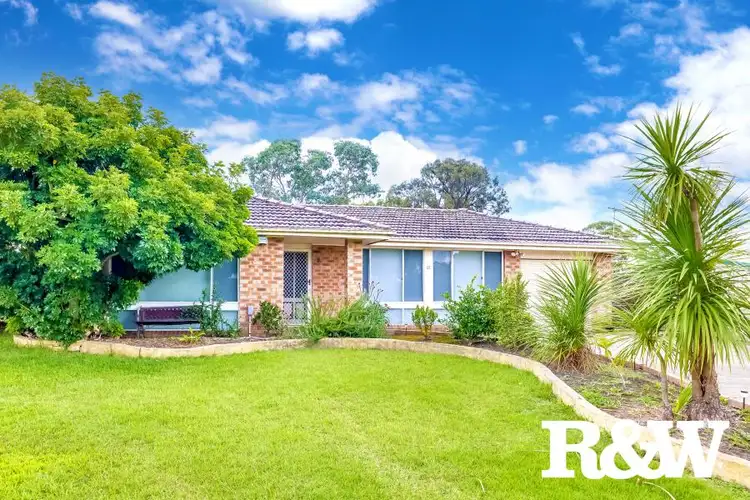 16 Speers Crescent, Oakhurst NSW 2761