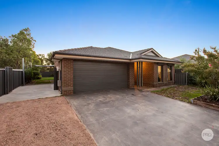 Second view of Homely house listing, 4 Lakeview Place, Jackass Flat VIC 3556