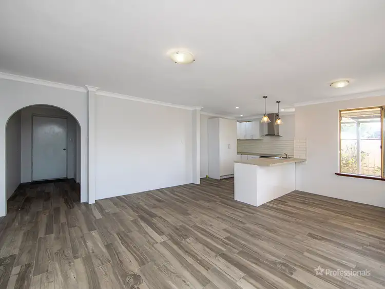 Fifth view of Homely house listing, 4 Grange Court, Yanchep WA 6035