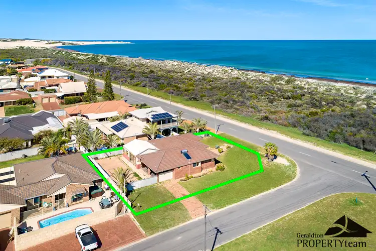 2 Torquay Place, Tarcoola Beach WA 6530