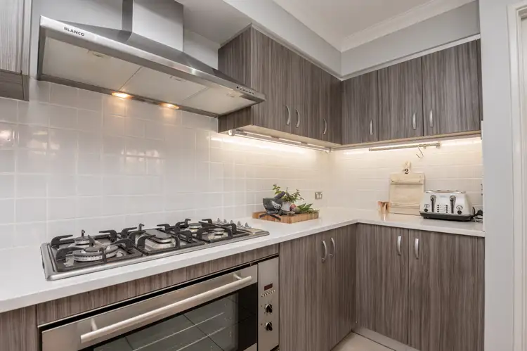 Seventh view of Homely house listing, 6 Rosette Place, Piara Waters WA 6112