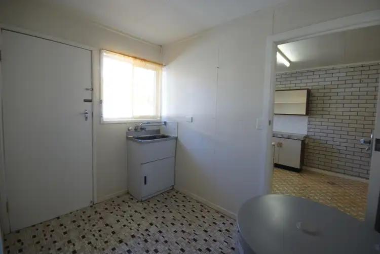 Sixth view of Homely unit listing, 1/38 George Street, Bundaberg South QLD 4670
