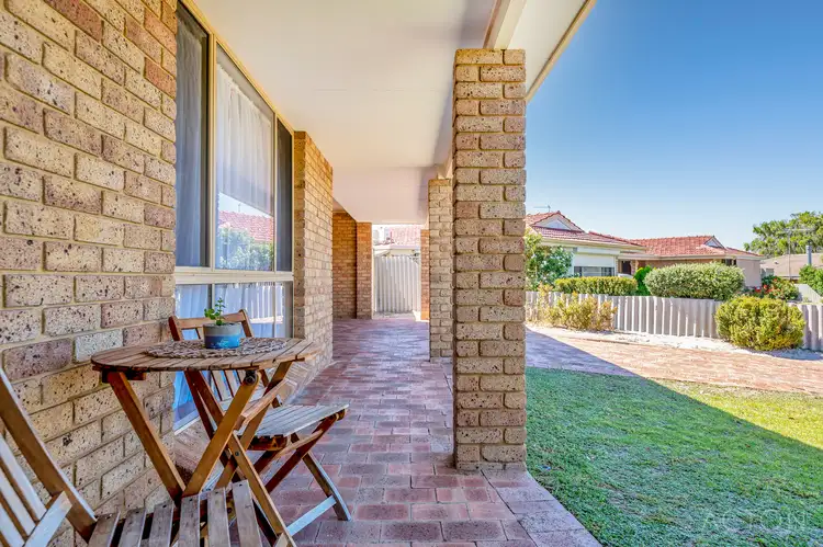 Fourth view of Homely house listing, 6 Columbia Close, Halls Head WA 6210