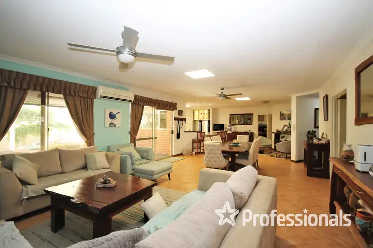 11 Heritage Close, Leschenault WA 6233