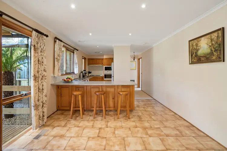 Fifth view of Homely house listing, 5 Head Court, Vermont South VIC 3133