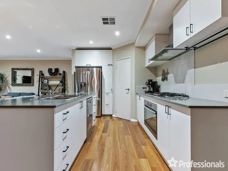 Sixth view of Homely house listing, 23 Firebrand Grove, Baldivis WA 6171