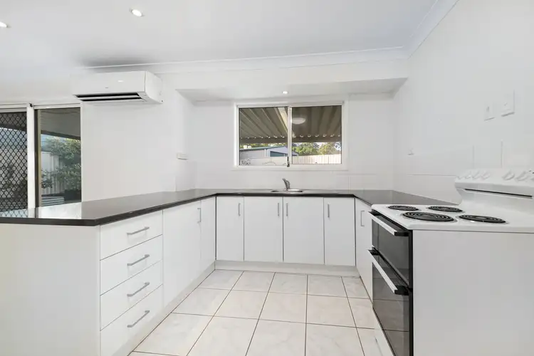 Fifth view of Homely house listing, 4 Hamstead Court, Browns Plains QLD 4118