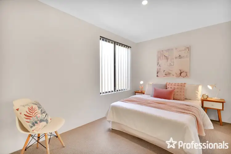 Sixth view of Homely house listing, 9 Idaho Court, Landsdale WA 6065