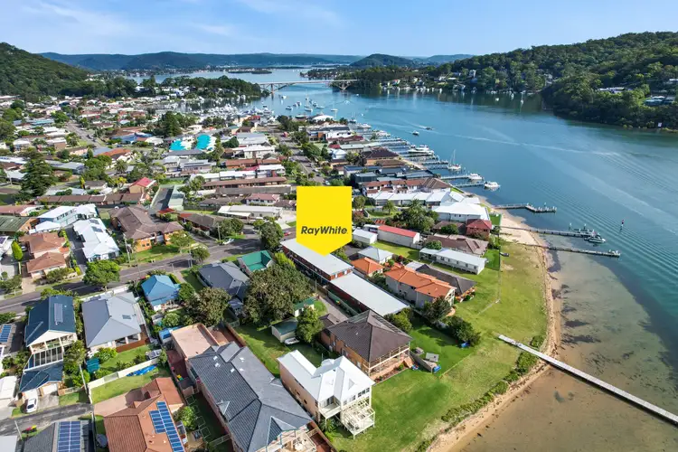 Main view of Homely unit listing, 3/198 Booker Bay Road, Booker Bay NSW 2257