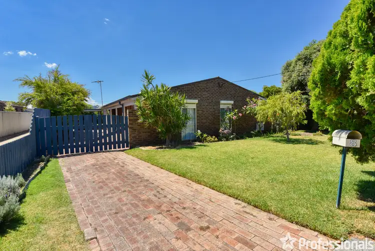 Second view of Homely house listing, 8 Harley Close, Safety Bay WA 6169