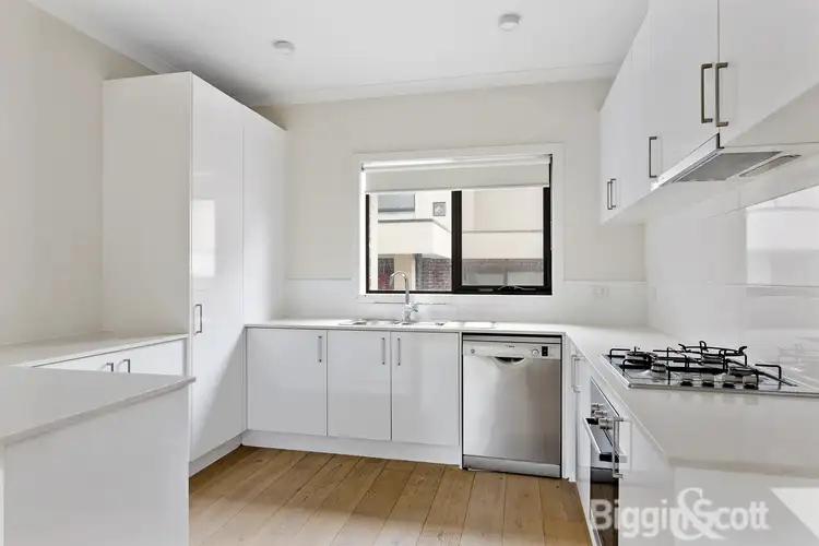 Sixth view of Homely townhouse listing, 9/13-17 Forster Road, Mount Waverley VIC 3149