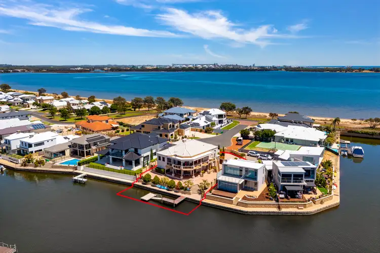 9 Basilica Place, Pelican Point WA 6230