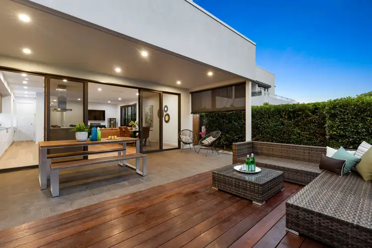 215 Canvey Road, Upper Kedron QLD 4055