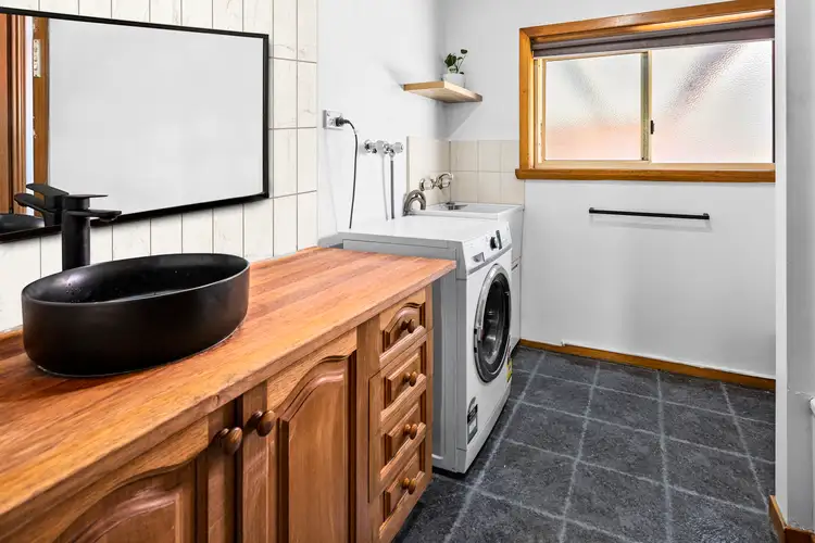 Sixth view of Homely unit listing, 2/18 Bishops Drive, Newnham TAS 7248