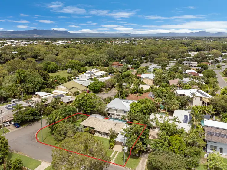 25 Nowland Avenue, Cranbrook QLD 4814