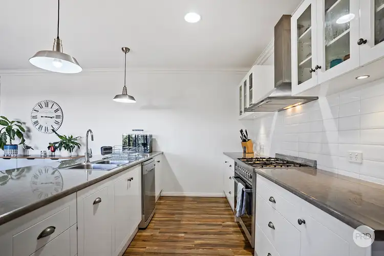 Fifth view of Homely house listing, 2 Autumn Close, Huntly VIC 3551