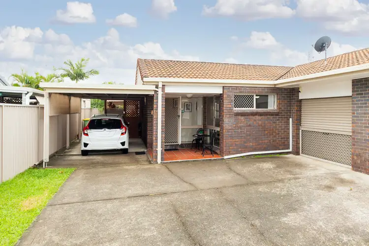 Fifth view of Homely semi-detached listing, 2/6 Stephanie Court, Labrador QLD 4215