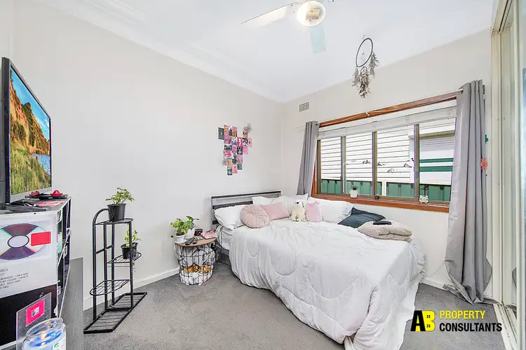 Fifth view of Homely house listing, 18 Orana Avenue, Seven Hills NSW 2147