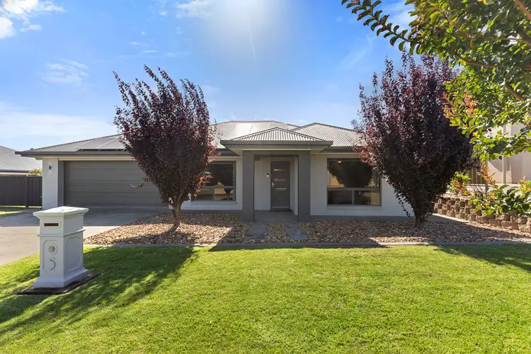 5 CALVARY ROAD, Mount Gambier SA 5290