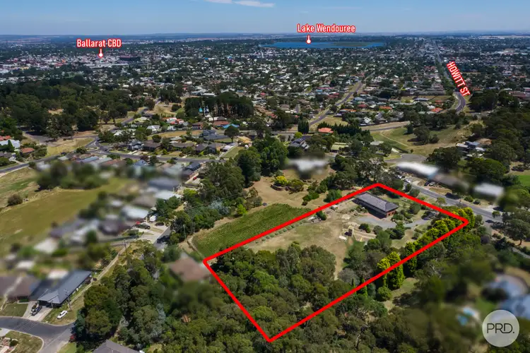 206 Sim Street, Black Hill VIC 3350