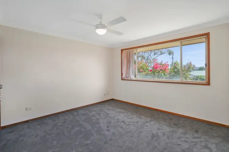 Fifth view of Homely house listing, 1/4 Emily Street, Marks Point NSW 2280