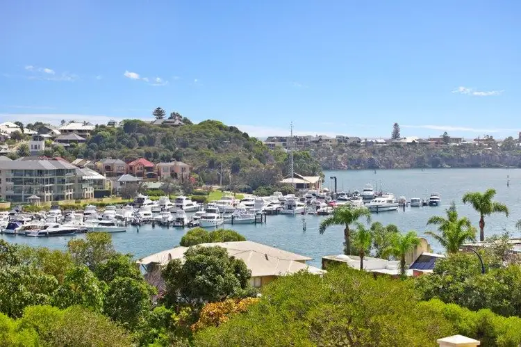 1/60 Preston Point Road, East Fremantle WA 6158