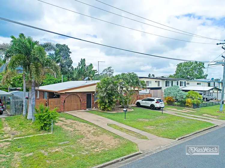 1 and 2/126 PIERCE STREET, Koongal QLD 4701