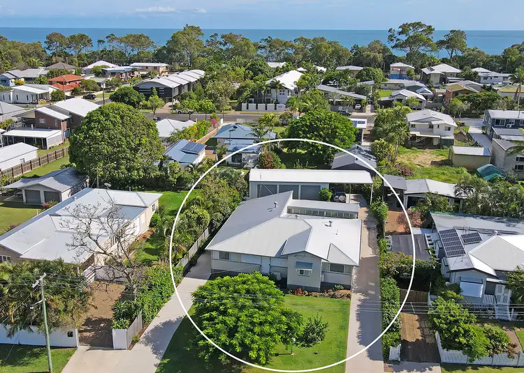 112 Cunningham Street, Urangan QLD 4655