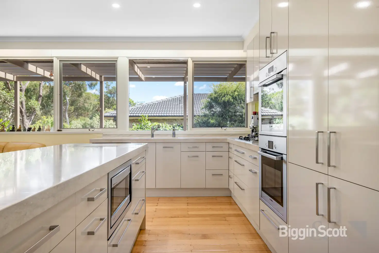 Main view of Homely house listing, 4 Crosby Drive, Glen Waverley VIC 3150