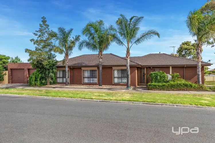 Main view of Homely house listing, 2 Wyvern Walk, Kings Park VIC 3021