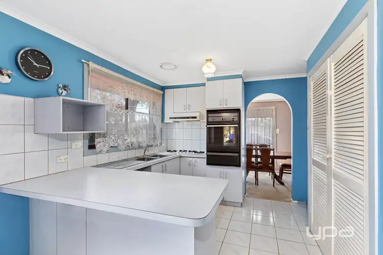 Fourth view of Homely house listing, 2 Wyvern Walk, Kings Park VIC 3021