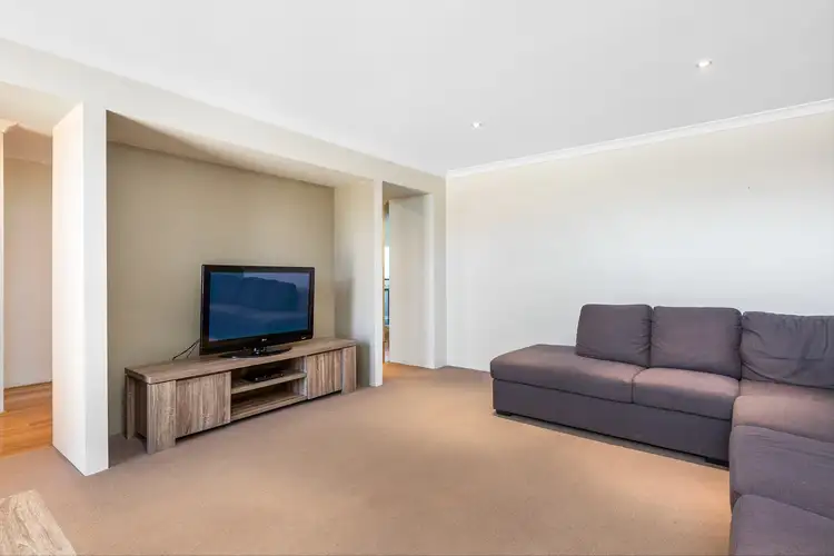 Second view of Homely house listing, 5 Minstrell Road, Bertram WA 6167