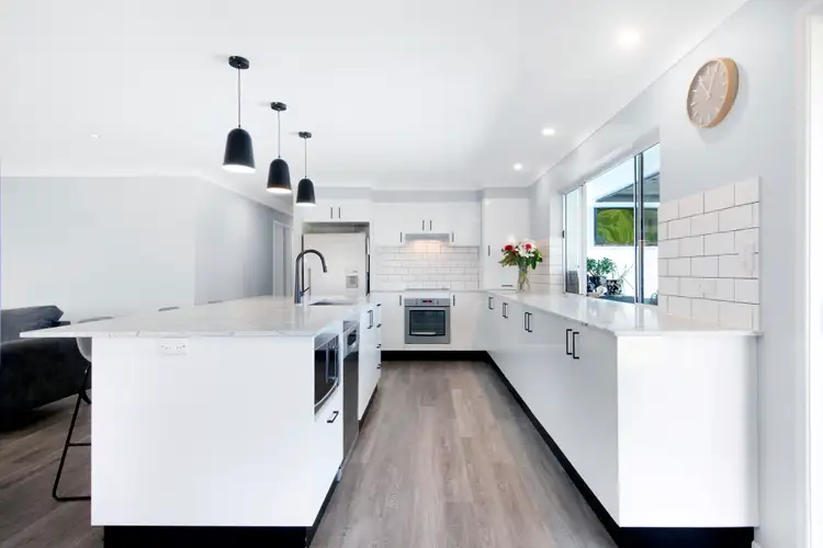 Second view of Homely house listing, 3 Berringa Court, Ashmore QLD 4214