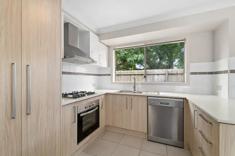 Fifth view of Homely house listing, 2/44 Cameron Way, Pakenham VIC 3810