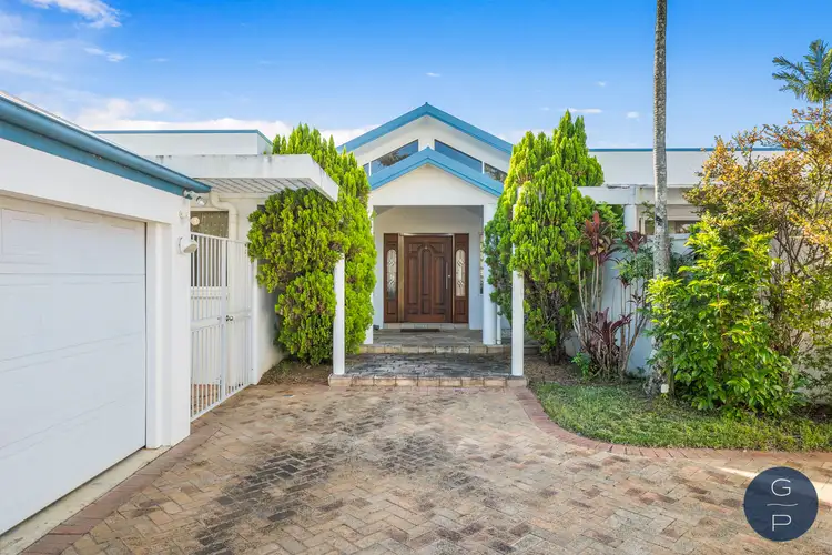 5828 Bayview Walk, Sanctuary Cove QLD 4212