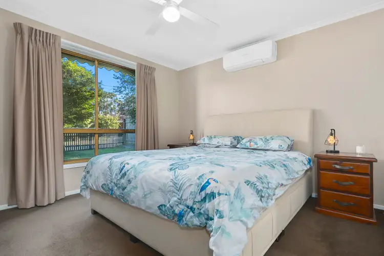Fourth view of Homely house listing, 1 Arnold Court, Woodend VIC 3442