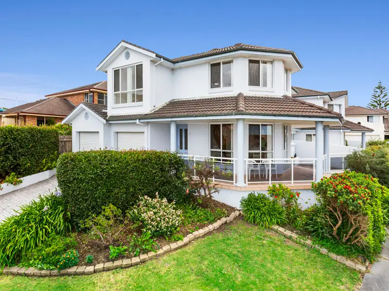 Main view of Homely semi-detached listing, 1/3 Myuna Place, Kiama NSW 2533