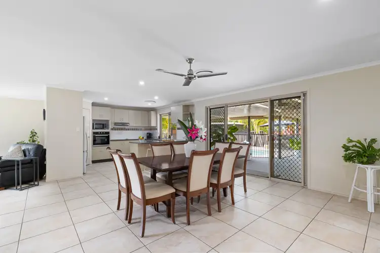 Sixth view of Homely house listing, 2/70 Morris Circuit, Thornlands QLD 4164