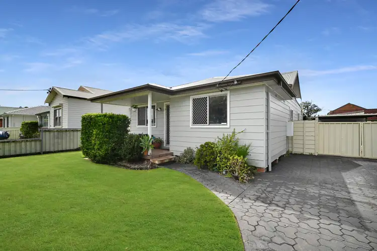 16 Catherine Street, Swansea NSW 2281