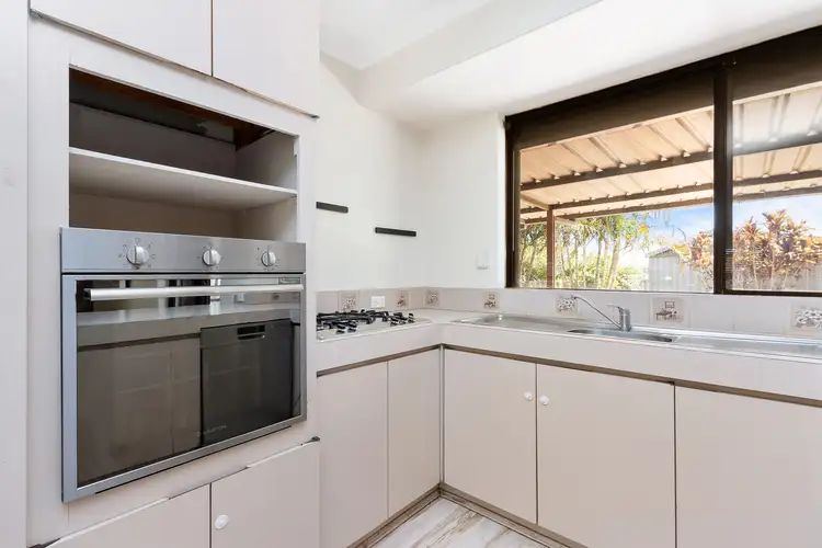 Seventh view of Homely house listing, 15 Envall Rise, Marangaroo WA 6064