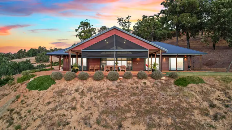 9 Woodley Heights, Waroona WA 6215