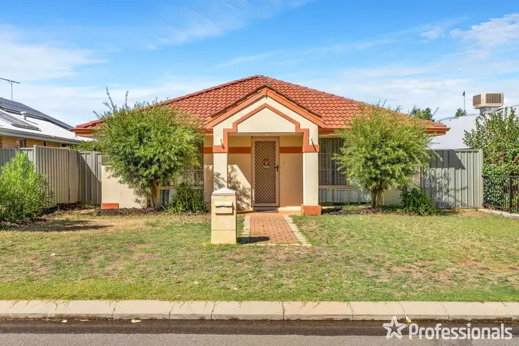 28 Abingdon Crescent, Wellard WA 6170
