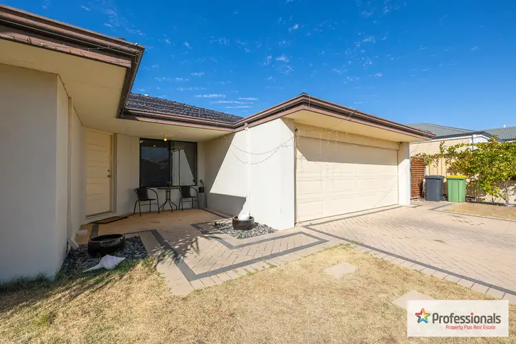 Second view of Homely house listing, 7 Daggar Place, Canning Vale WA 6155