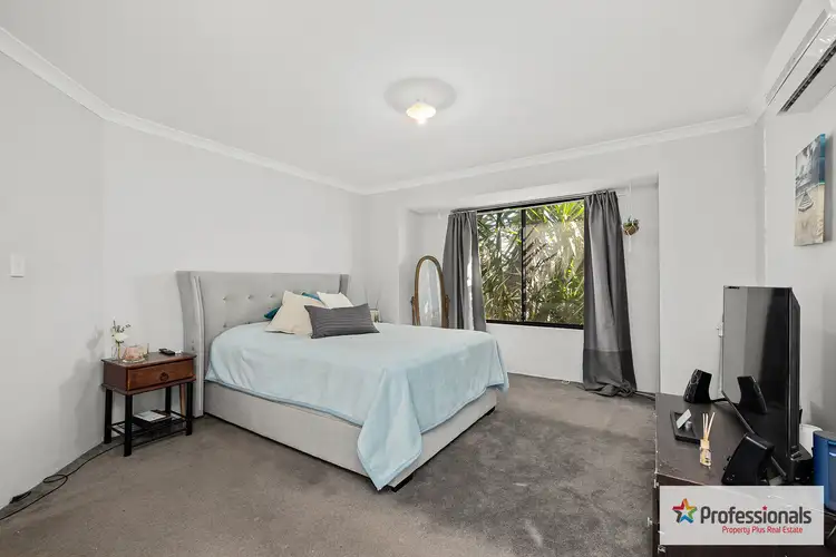 Fourth view of Homely house listing, 7 Daggar Place, Canning Vale WA 6155
